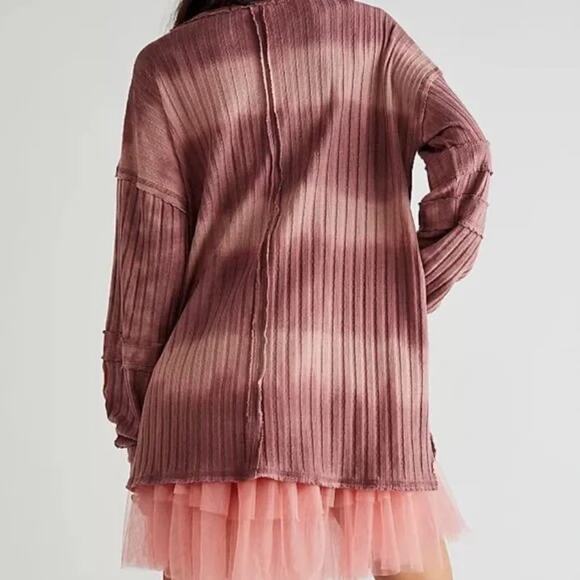 We The Free Free People Sunset Tee in Chocolate Merlot Size XS Lagen Look Boho - Picture 3 of 9